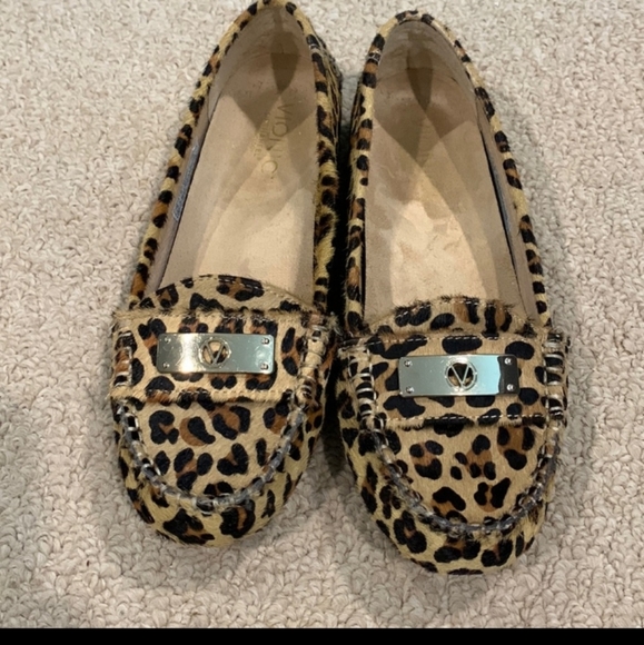 Vionic Leopard Driving Moc - Picture 7 of 8